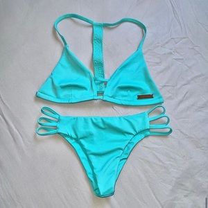 SMALL? LEX BREEZY BINIKI SET $30